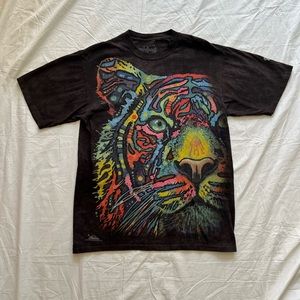 Rainforest cafe tiger tee by the mountain tee Mens M